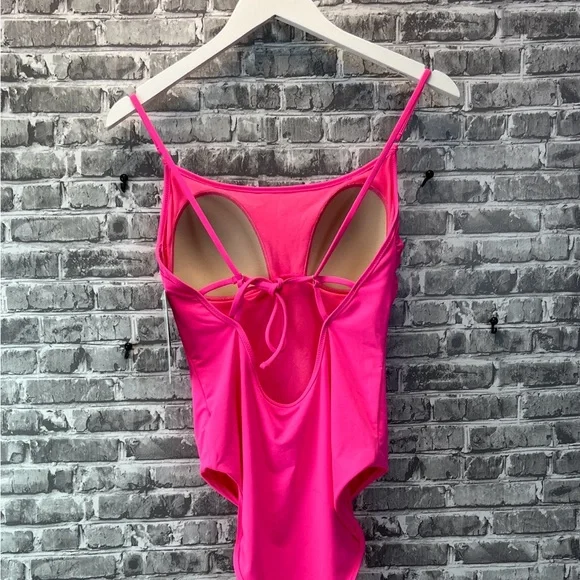 NWT Athleta Women's Vibrant Pink one piece swimsuit - Picture 6 of 11
